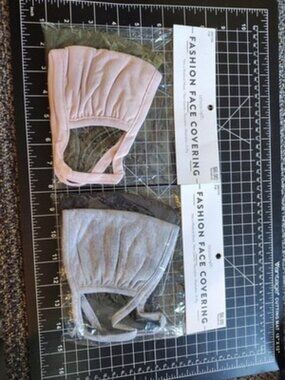 DESIGN LOFT FASHION FACE COVERING PACKAGE OF 2 Packs Of 2 See Pictures For Color